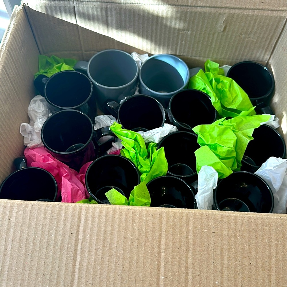 Mugs - Picture 7 of 7